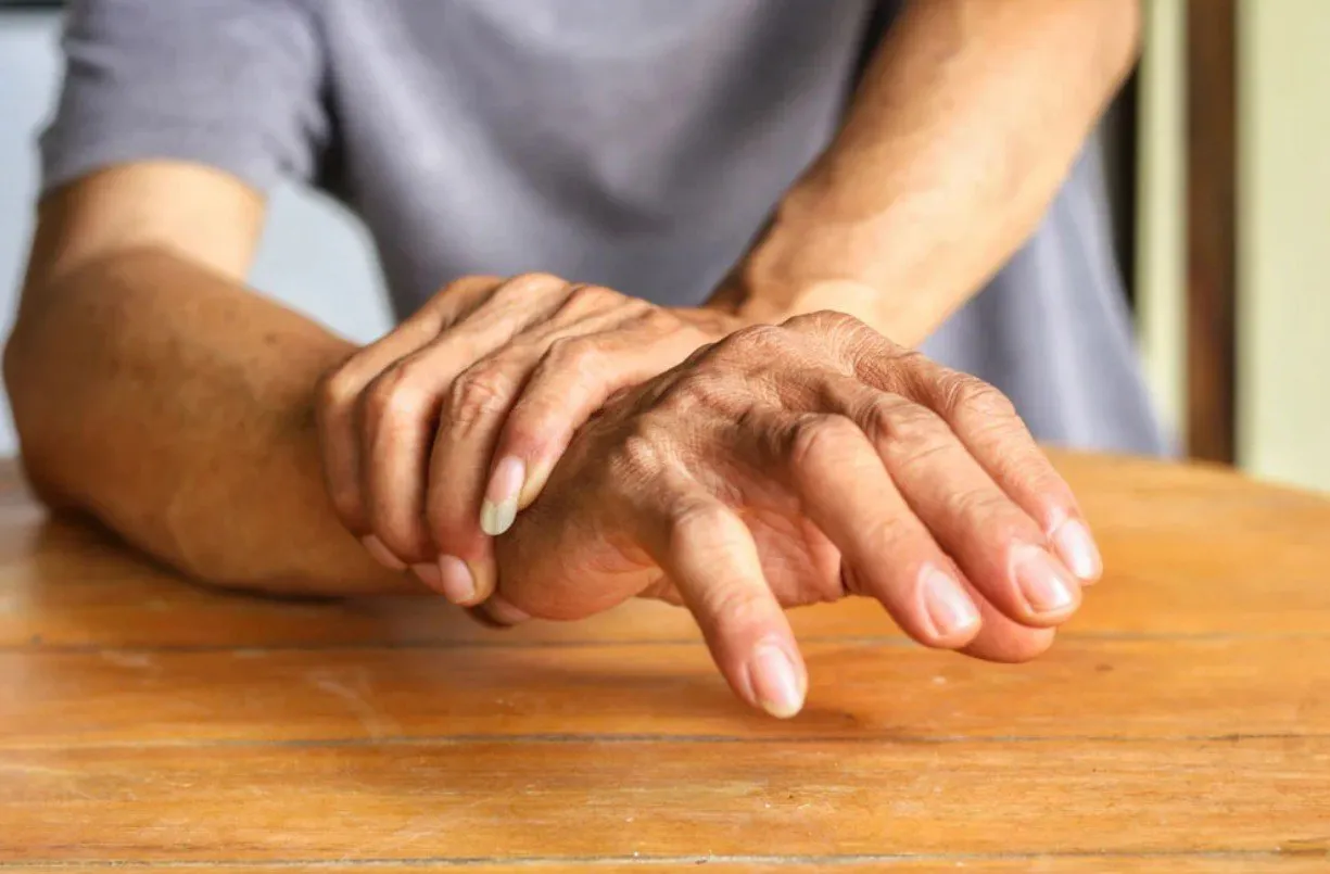 Best Tremor Treatment in Delhi NCR – Dr (Prof.) Rohit Gupta