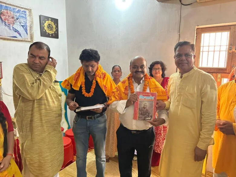 Chai Pe Charcha with the Community